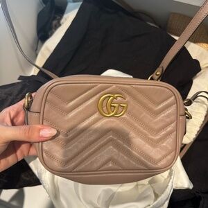 Gucci small GG Marmont shoulder bag